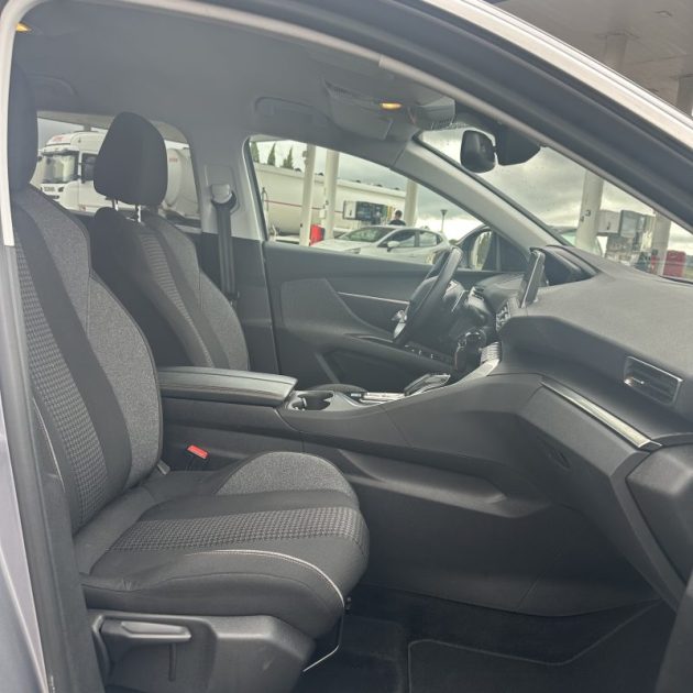 PEUGEOT 5008 1.5 BLUE HDI 130 cv ACTIVE BUSINESS 7 Places Garantie 12 mois