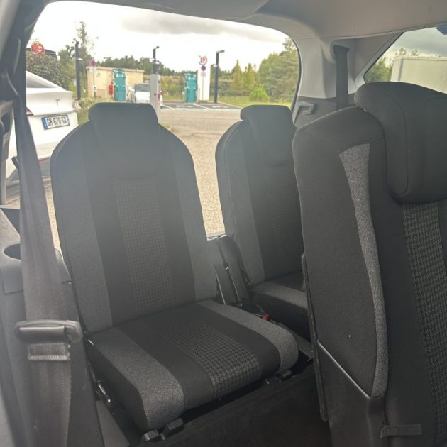 PEUGEOT 5008 1.5 BLUE HDI 130 cv ACTIVE BUSINESS 7 Places Garantie 12 mois