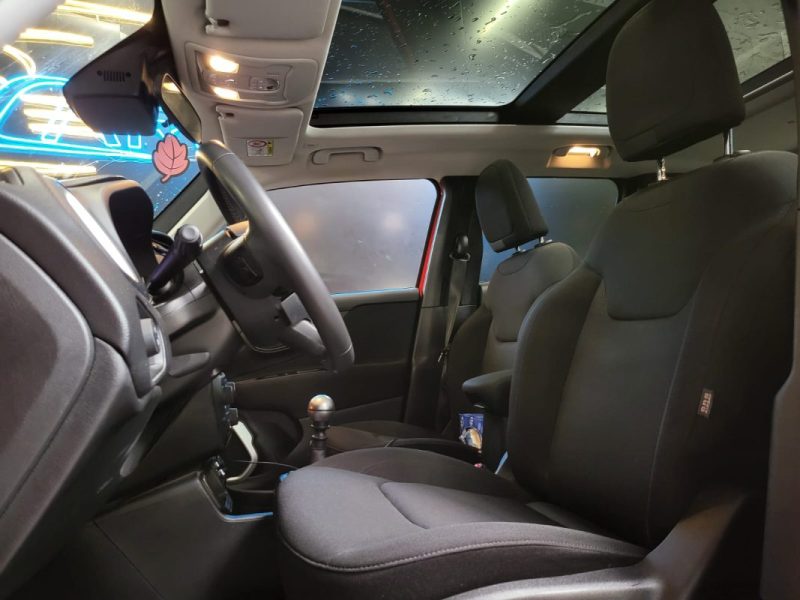 JEEP RENEGADE 1.0 TURBO 120ch S&S LIMITED Quiksilver Edition / TOIT OUVRANT + KEYLESS GO + CARPLAY /