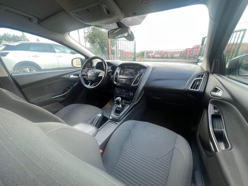 FORD FOCUS 3 PHASE 2 1.0i - 125CV 12V TURBO CRIT'AIR 1 2015