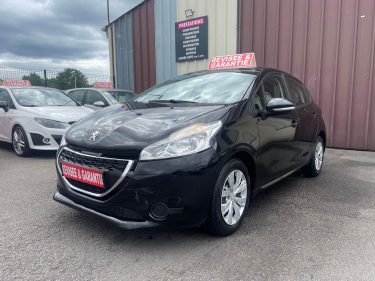 PEUGEOT 208 1.2 VTI 82CV 1ER MAIN CRIT'AIR 1 2014
