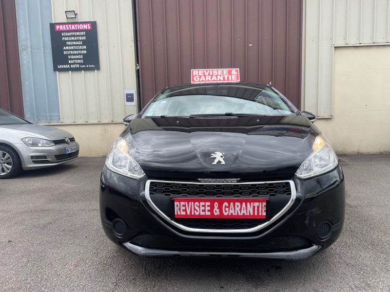 PEUGEOT 208 1.2 VTI 82CV 1ER MAIN CRIT'AIR 1 2014
