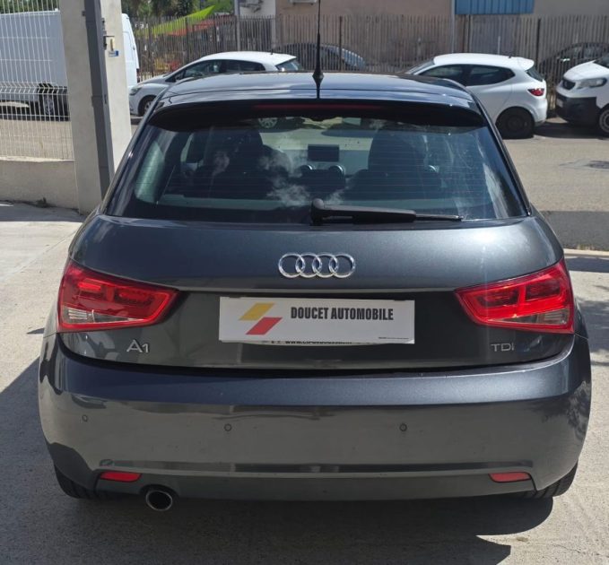 AUDI A1 1.6 tdi 105cv / SPORTBACK 2012 / S LINE