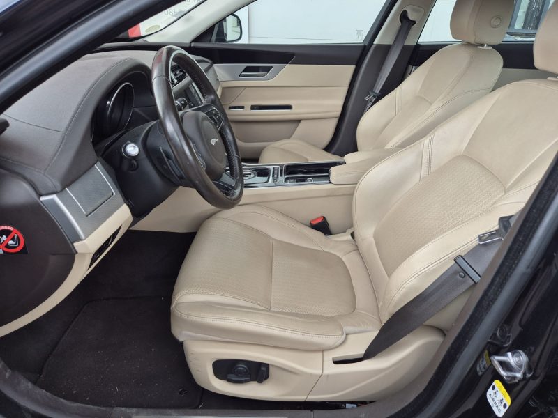 JAGUAR XF 2016