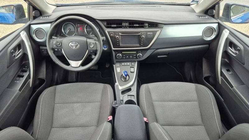 TOYOTA AURIS 2013