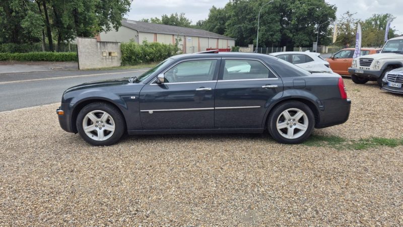 CHRYSLER 300 C 3.0 CRD 218 ch DESIGN