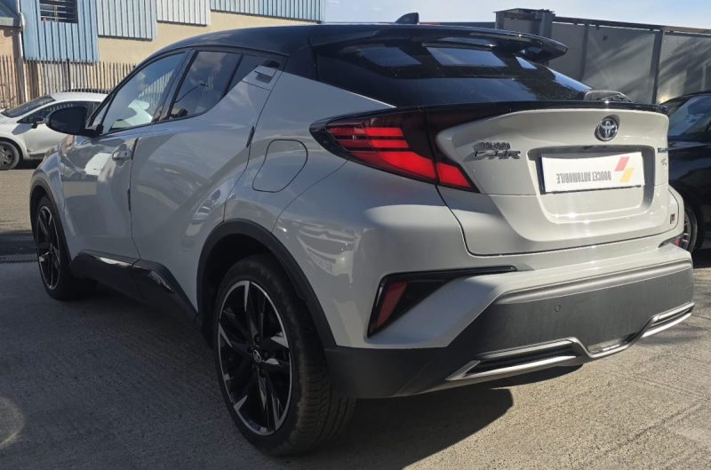 TOYOTA C-HR 2021