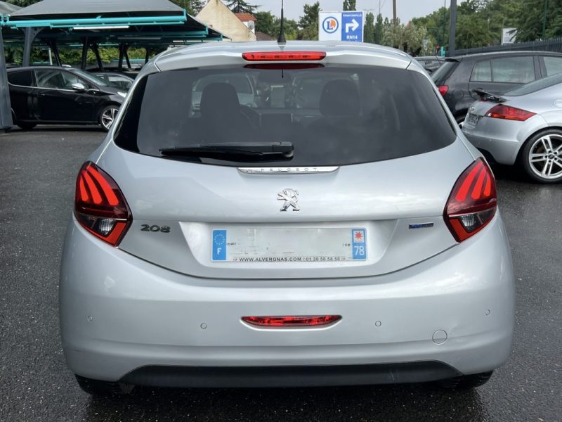 PEUGEOT 208 PHASE 2 ALLURE 1.2 82 Cv APPLE CARPLAY & ANDROID 38 600 Kms CRIT AIR 1 - GARANTIE 1 AN