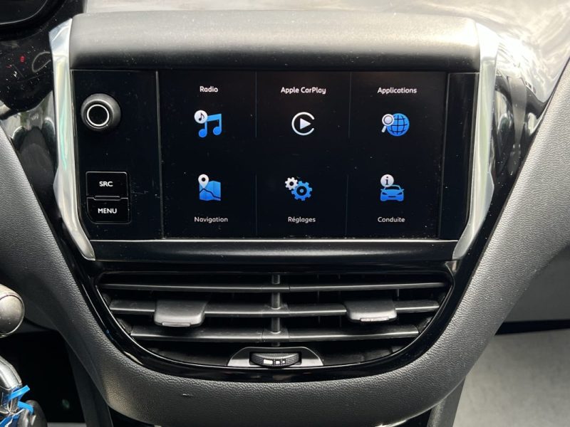 PEUGEOT 208 PHASE 2 ALLURE 1.2 82 Cv APPLE CARPLAY & ANDROID 38 600 Kms CRIT AIR 1 - GARANTIE 1 AN