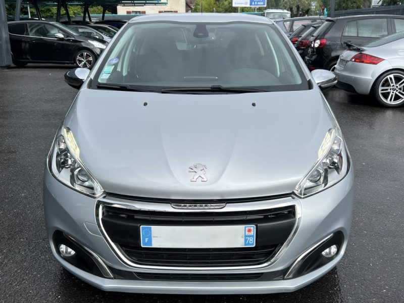 PEUGEOT 208 PHASE 2 ALLURE 1.2 82 Cv APPLE CARPLAY & ANDROID 38 600 Kms CRIT AIR 1 - GARANTIE 1 AN