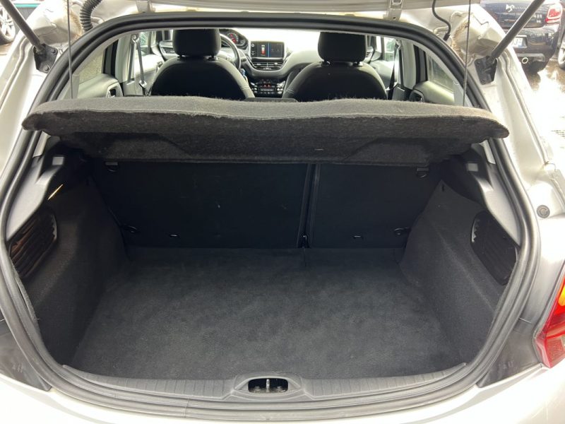PEUGEOT 208 PHASE 2 ALLURE 1.2 82 Cv APPLE CARPLAY & ANDROID 38 600 Kms CRIT AIR 1 - GARANTIE 1 AN