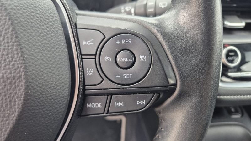 TOYOTA COROLLA NG 122h Dynamic Business MY21