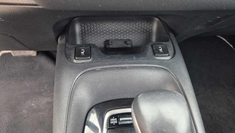 TOYOTA COROLLA NG 122h Dynamic Business MY21