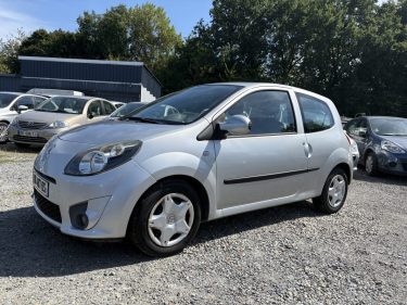 La Renault Twingo1.2 LEV 16v 75ch Expression eco²  distribution neuf Garantie 12 mois