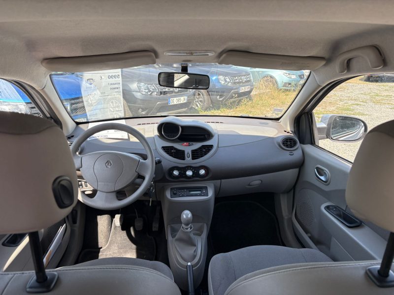 La Renault Twingo1.2 LEV 16v 75ch Expression eco²  distribution neuf Garantie 12 mois