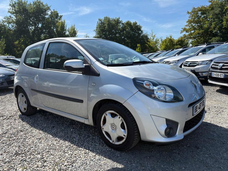 La Renault Twingo1.2 LEV 16v 75ch Expression eco²  distribution neuf Garantie 12 mois