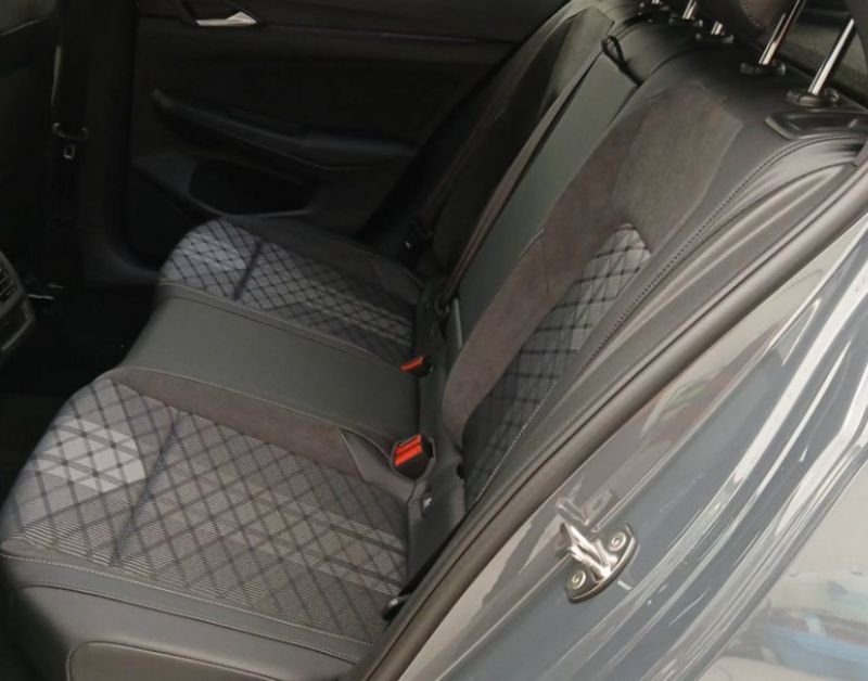 Volkswagen Golf 8 2.0 tdi 150 dsg7 r-line edition + camera 360 + toit pano