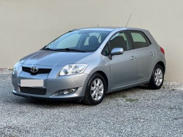 TOYOTA AURIS 2009