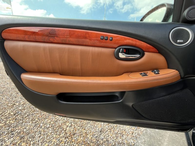 LEXUS SC430 4.3 V8 286ch Cabriolet 01/2002