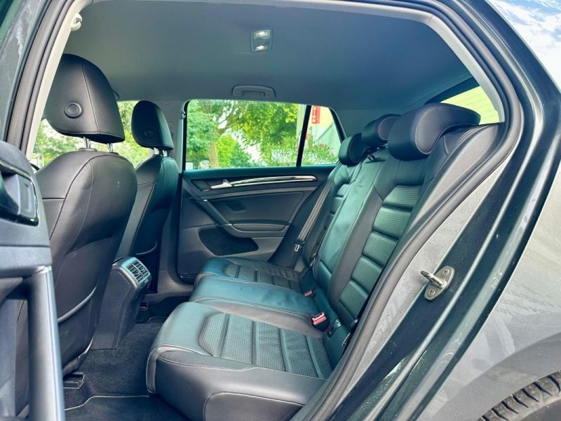 VOLKSWAGEN GOLF VII 2019