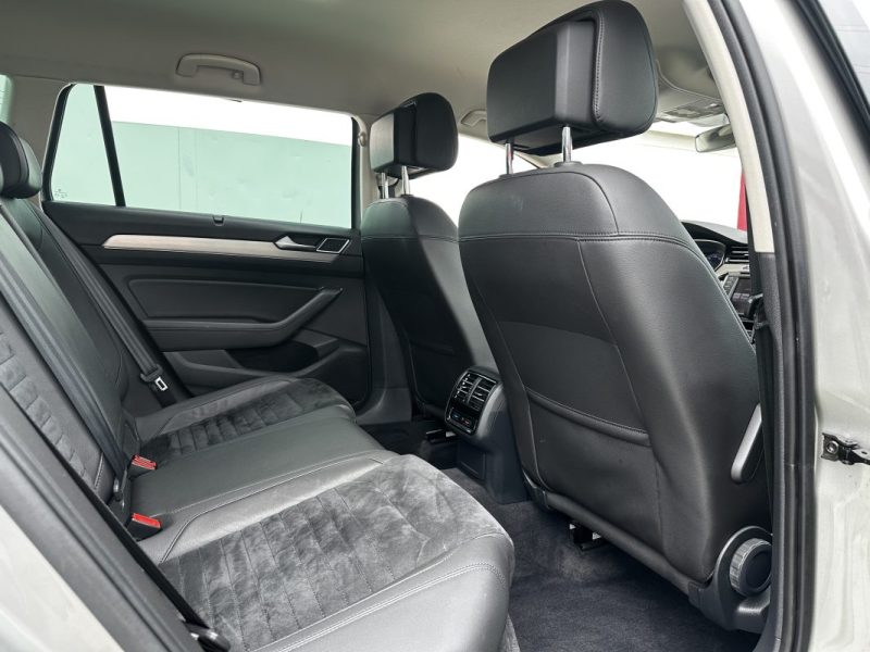 VOLKSWAGEN PASSAT VIII SW 1.6 TDI 120 BLUEMOTION TECHNOLOGY CARAT DSG7