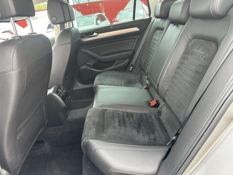 VOLKSWAGEN PASSAT VIII SW 1.6 TDI 120 BLUEMOTION TECHNOLOGY CARAT DSG7