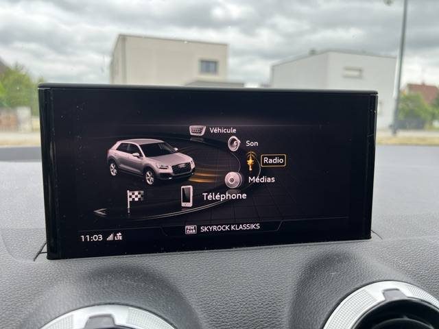 Audi Q2 35-tfsi S-Line BVA