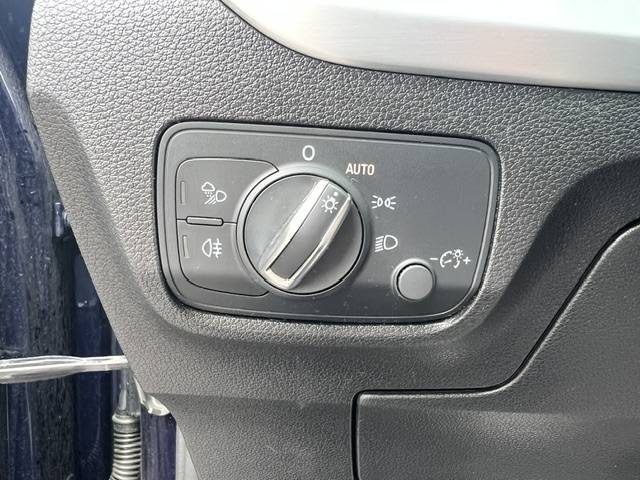 Audi Q2 35-tfsi S-Line BVA