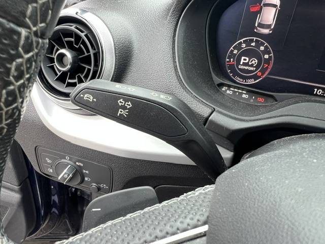 Audi Q2 35-tfsi S-Line BVA