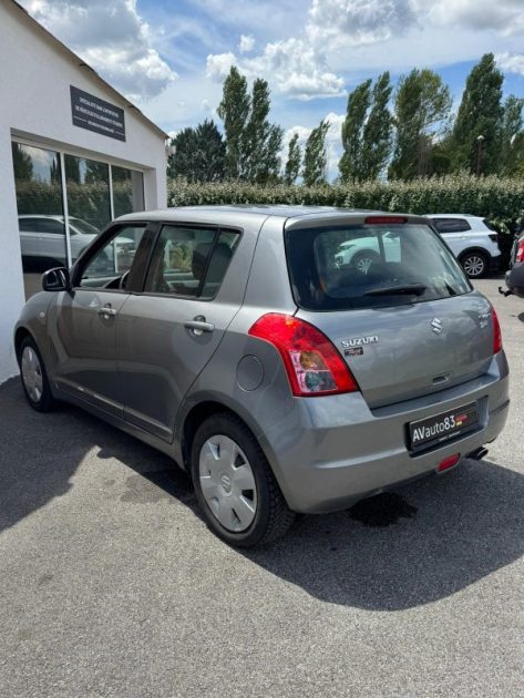 Suzuki swift 1.3 92ch - Moteur à chaine - Révisée - Sièges chauffant -  CT ok - Garantie 1an