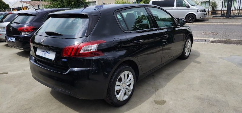 PEUGEOT 308 2016