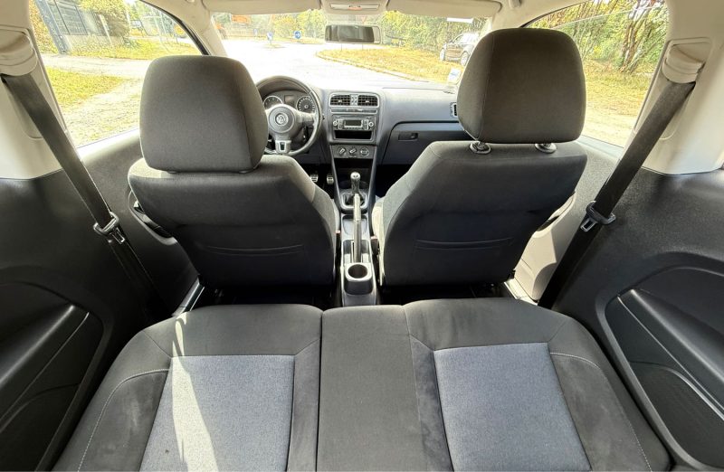 VOLKSWAGEN POLO 2012