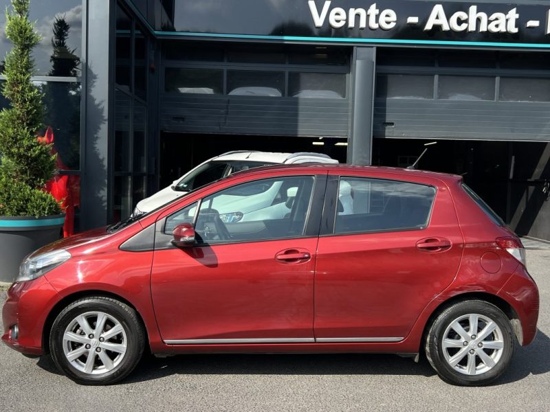 TOYOTA YARIS 3 III 1.0 VVTi 69 Cv 5 PORTES / ECRAN TACTILE CAMERA RECUL CRIT AIR 1 - GARANTIE 1 AN