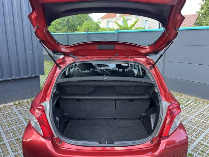 TOYOTA YARIS 3 III 1.0 VVTi 69 Cv 5 PORTES / ECRAN TACTILE CAMERA RECUL CRIT AIR 1 - GARANTIE 1 AN