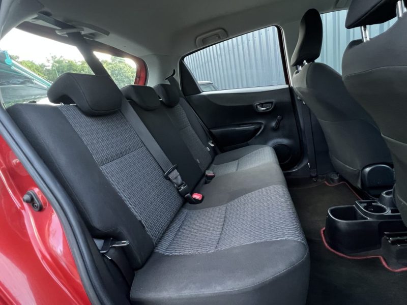 TOYOTA YARIS 3 III 1.0 VVTi 69 Cv 5 PORTES / ECRAN TACTILE CAMERA RECUL CRIT AIR 1 - GARANTIE 1 AN