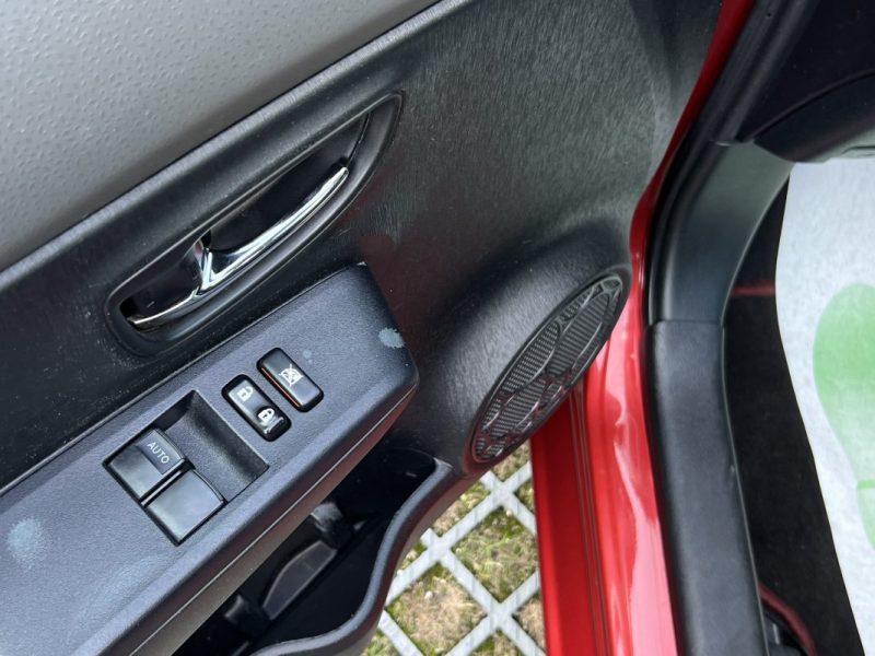 TOYOTA YARIS 3 III 1.0 VVTi 69 Cv 5 PORTES / ECRAN TACTILE CAMERA RECUL CRIT AIR 1 - GARANTIE 1 AN