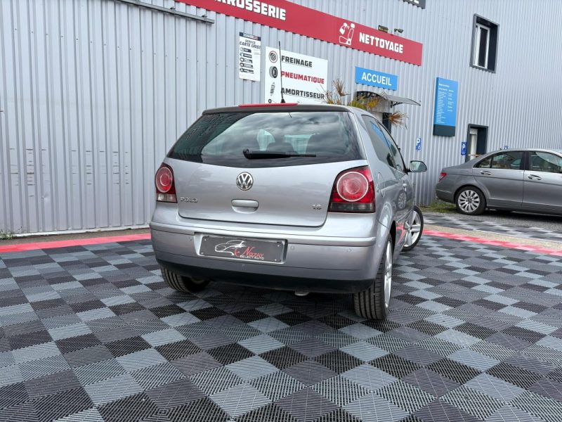 VOLKSWAGEN POLO 1.6L ESSENCE 105CV SPORTLINE GARANTIE 12 MOIS