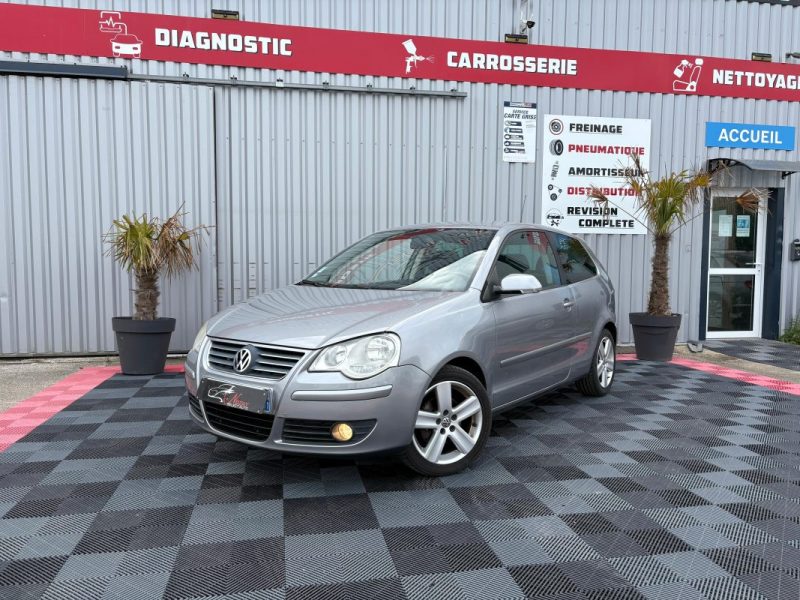 VOLKSWAGEN POLO 1.6L ESSENCE 105CV SPORTLINE GARANTIE 12 MOIS