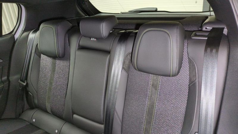 Peugeot 308 Bluehdi 130ch s&s eat8 gt + pack sensation