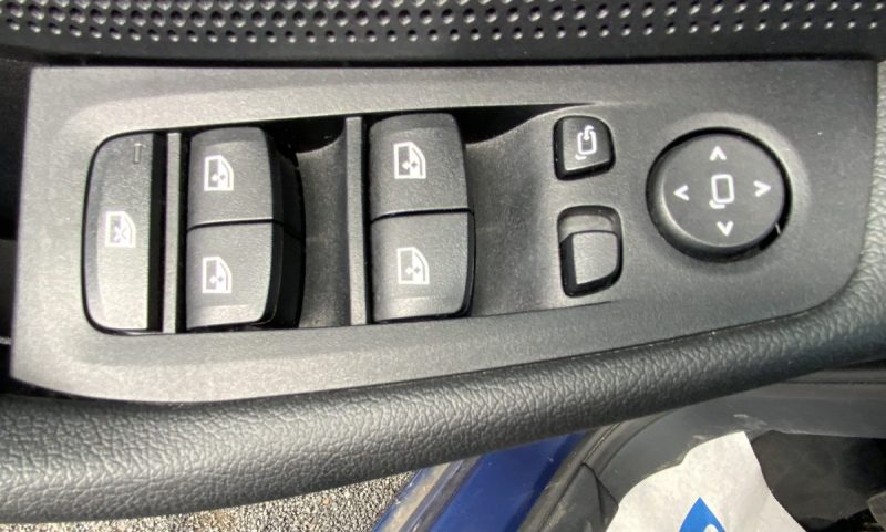 BMW SERIE 1 1,5 116D 116 CV DKG 7 BUSINESS DESIGN *1ER MAIN