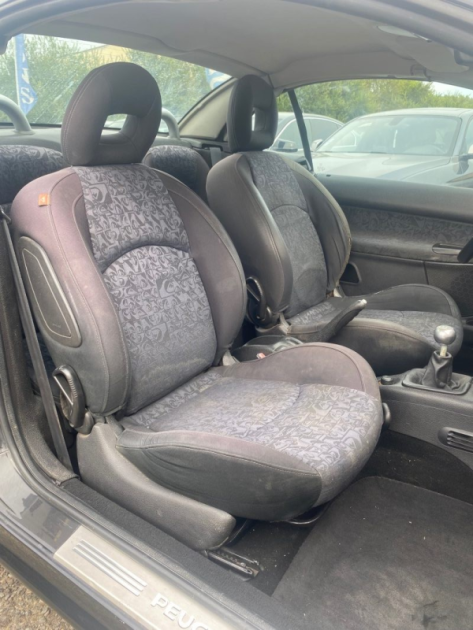 PEUGEOT 206 CC 1.6 HDI SPORT PACK JBL 110CH