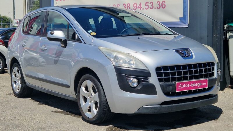 PEUGEOT 3008 2011