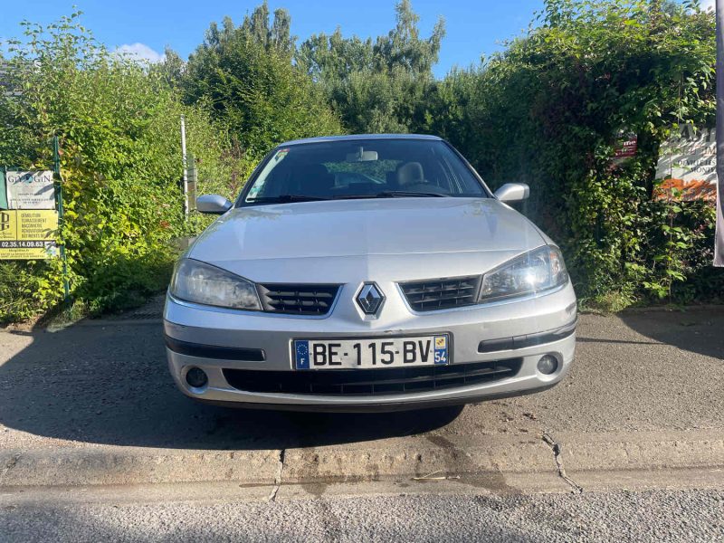 RENAULT LAGUNA II AUTHENTIQUE  1.6i 16V 112CV