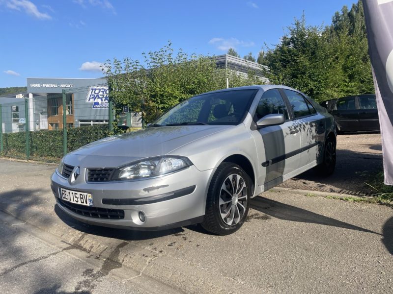 RENAULT LAGUNA II AUTHENTIQUE  1.6i 16V 112CV