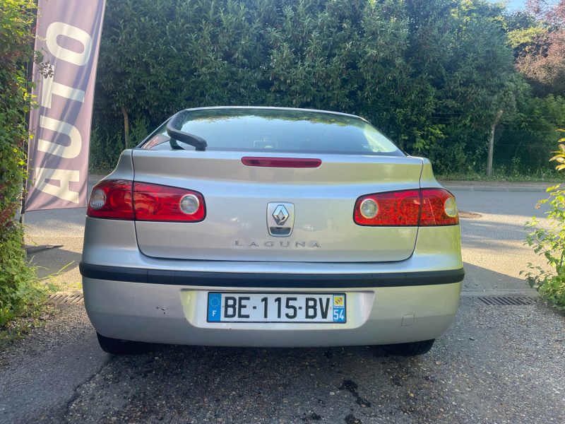 RENAULT LAGUNA II AUTHENTIQUE  1.6i 16V 112CV