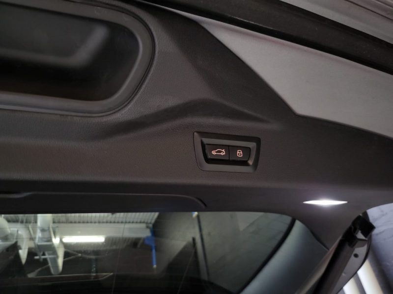 BMW X7 M60I 4.4i - 32V V8 BI-TURBO HYBRID XDRIVE M SPORT /TOIT OUVRANT /HARMAN KARDON