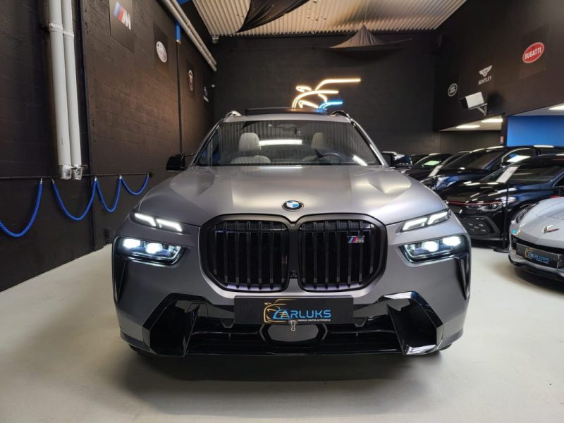 BMW X7 M60I 4.4i - 32V V8 BI-TURBO HYBRID XDRIVE M SPORT /TOIT OUVRANT /HARMAN KARDON