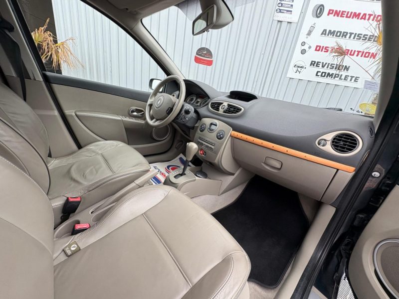 RENAULT CLIO INITIALE 1.6 BVA GARANTIE 12 MOIS