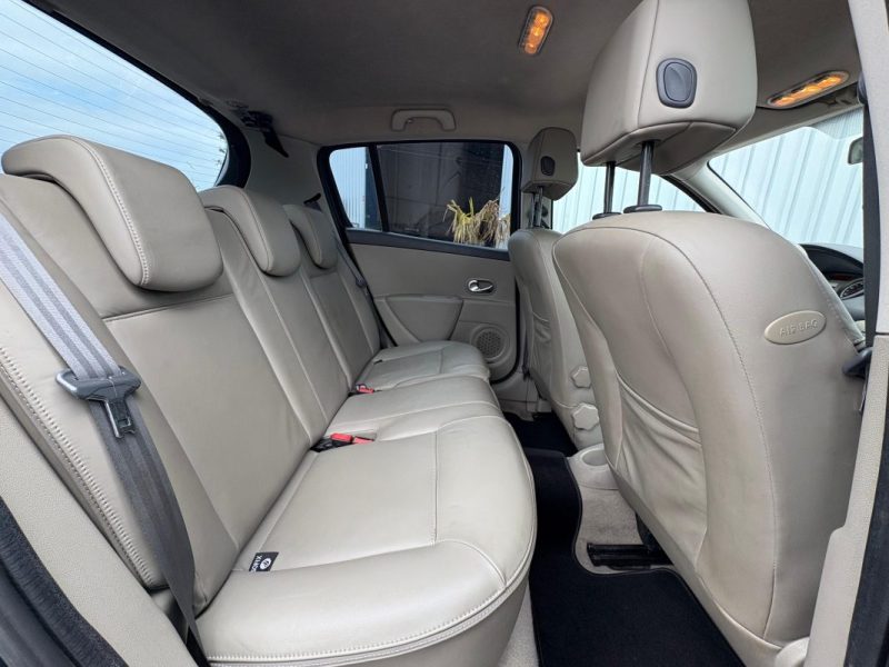 RENAULT CLIO INITIALE 1.6 BVA GARANTIE 12 MOIS