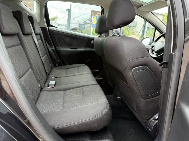 PEUGEOT 207 SW 1.4 VTI 95CH PREMIUM PACK